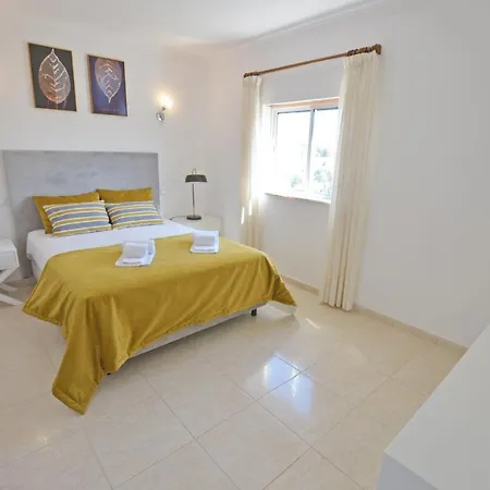 Apartment Apartamento Rua Do Lago 88
